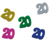 Confettis 20 ans pour décorer une table d'anniversaire