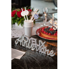 Centre de table argent pour table d'anniversaire