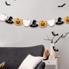 Décoration Halloween avec guirlande