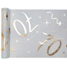 Chemin de table pour anniversaire 70 ans blanc et or Chemin de table pour anniversaire 70 ans blanc et or