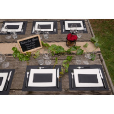 Set de table noir jetable