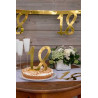 Confettis 18 ans couleur or géants décoratifs pour anniversaire